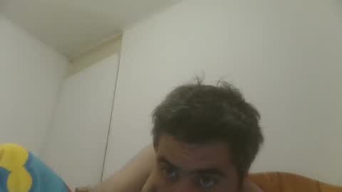 Snapshot of caravibugue chatting on 12-17-24, 12:34 caravibugue online show from 12-17-24, 12:34