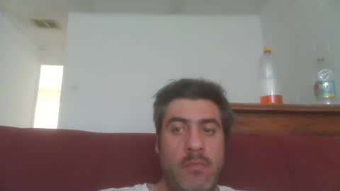 Snapshot of caravibugue chatting on 12-30-24, 09:40 caravibugue online show from 12-30-24, 09:40