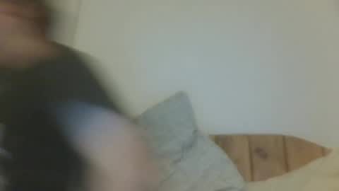 Snapshot of caravibugue chatting on 01-07-25, 08:24 caravibugue online show from 01-07-25, 08:24