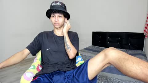 Carlos and Cristian  online show from 01-21-25, 02:54