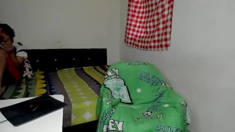 Snapshot of cardrey05 chatting on 05-23-26, 08:46 Carlos and Cristian online show from 05-23-26, 08:46