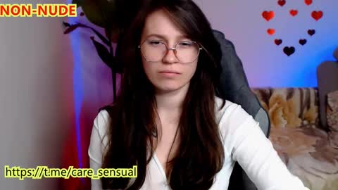 Snapshot of care_sensual chatting on 03-07-25, 07:08 Mary online show from 03-07-25, 07:08