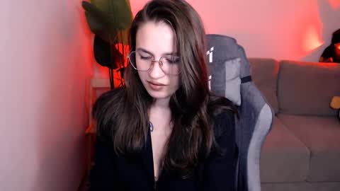 Snapshot of care_sensual chatting on 10-15-25, 09:15 Mary online show from 10-15-25, 09:15