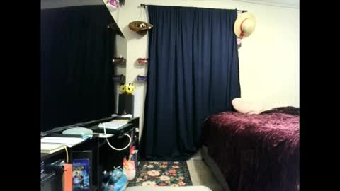 Snapshot of careerwife chatting on 03-09-26, 02:26 careerwife online show from 03-09-26, 02:26