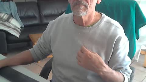 Snapshot of cargo69 chatting on 03-02-25, 11:18 cargo69 online show from 03-02-25, 11:18