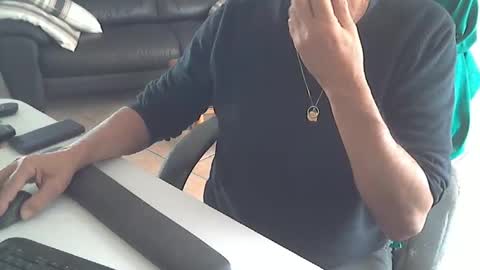 Snapshot of cargo69 chatting on 11-15-25, 12:13 cargo69 online show from 11-15-25, 12:13