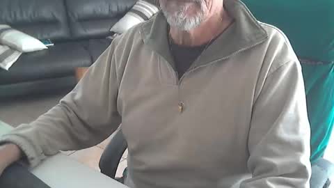 Snapshot of cargo69 chatting on 02-08-26, 12:19 cargo69 online show from 02-08-26, 12:19