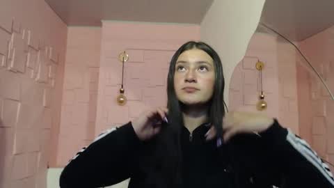 Carito online show from 11-15-25, 03:37