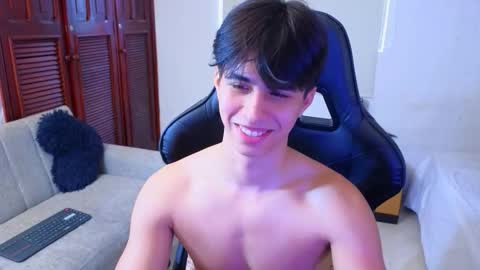 carl_dixon online show from 10-29-25, 01:13