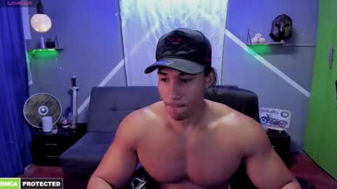 Snapshot of carl_smithh chatting on 09-11-25, 12:11 Carl online show from 09-11-25, 12:11