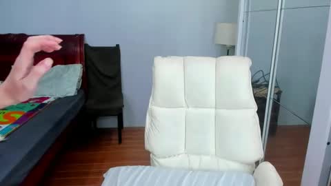 Snapshot of carla_bigcock09 chatting on 02-07-25, 01:01 carla_bigcock09 online show from 02-07-25, 01:01