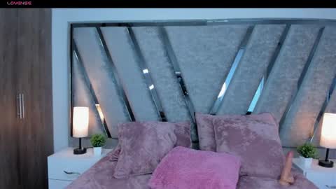 carla_fox__ online show from 07-08-26, 08:35