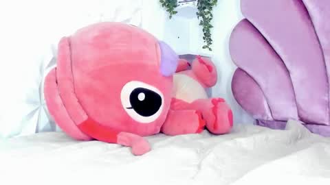 carla_leee online show from 10-14-25, 11:05