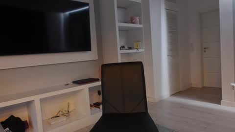 carla_secretary online show from 02-24-25, 05:09