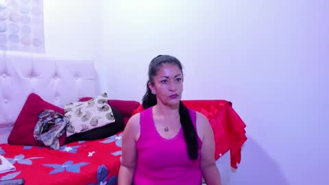 Carla online show from 01-10-25, 01:21
