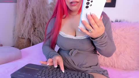 Carla Wet18 online show from 01-25-25, 03:51