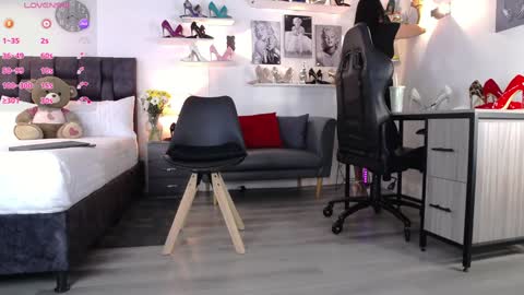 Carla independent model    online show from 12-05-24, 01:14