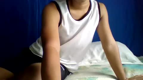 Snapshot of carlalovesall chatting on 06-02-26, 04:47 carlalovesall online show from 06-02-26, 04:47