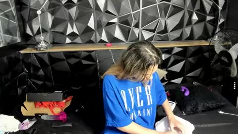 carlamarrinson online show from 12-16-24, 01:42