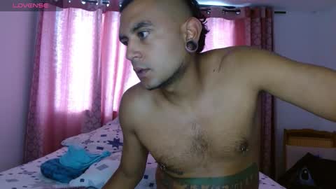 carlandelli1 online show from 03-09-26, 08:46