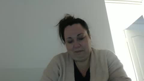 Snapshot of carlaruth chatting on 01-10-26, 06:04 Carlaruth online show from 01-10-26, 06:04