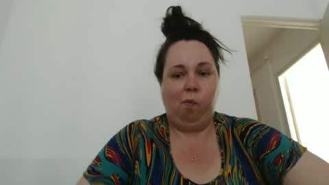 Snapshot of carlaruth chatting on 06-15-26, 07:32 Carlaruth online show from 06-15-26, 07:32