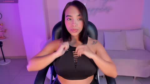 Carla online show from 03-10-25, 06:16