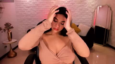 Carla online show from 09-14-25, 03:27