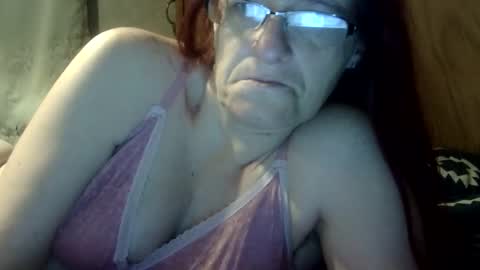 carleeswoman08 online show from 02-09-26, 12:20