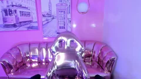 Snapshot of carlie_mayer chatting on 01-03-25, 03:16 CARLYE   online show from 01-03-25, 03:16