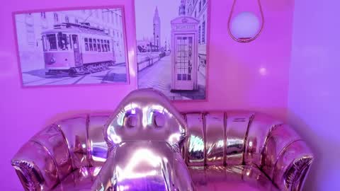 Snapshot of carlie_mayer chatting on 01-09-25, 03:26 CARLYE   online show from 01-09-25, 03:26