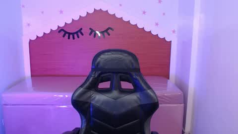 CARLYE   online show from 02-10-26, 03:21