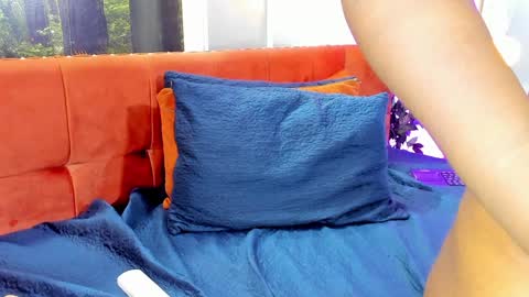    online show from 12-11-24, 01:05