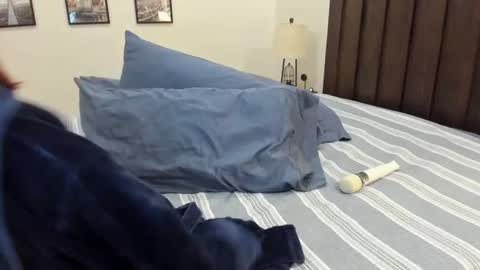 Carlie online show from 12-02-24, 05:48