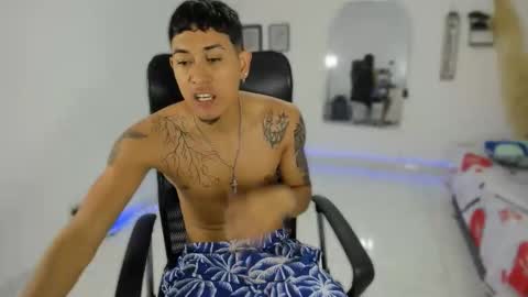 Snapshot of carlitosex09 chatting on 11-10-25, 04:50 master online show from 11-10-25, 04:50