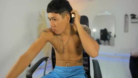 Snapshot of carlitosex09 chatting on 11-24-25, 12:49 master online show from 11-24-25, 12:49