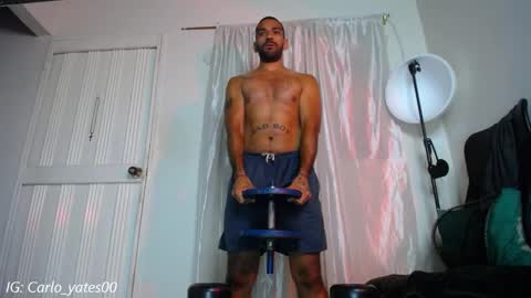 Snapshot of carlo_yates27 chatting on 01-26-25, 08:46 carlo yates thx for help me to reach 100 thumps up online show from 01-26-25, 08:46