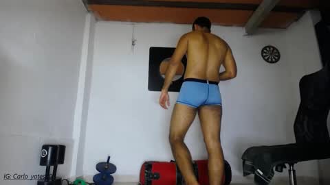 Snapshot of carlo_yates27 chatting on 03-10-25, 08:26 carlo yates thx for help me to reach 100 thumps up online show from 03-10-25, 08:26