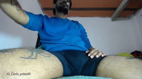 Snapshot of carlo_yates27 chatting on 09-12-25, 03:01 carlo yates thx for help me to reach 100 thumps up online show from 09-12-25, 03:01