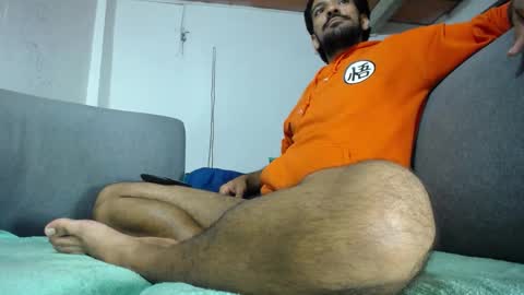 Snapshot of carlo_yates27 chatting on 09-18-25, 11:56 carlo yates thx for help me to reach 100 thumps up online show from 09-18-25, 11:56