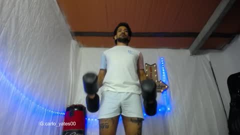 Snapshot of carlo_yates27 chatting on 12-04-25, 12:20 carlo yates thx for help me to reach 100 thumps up online show from 12-04-25, 12:20