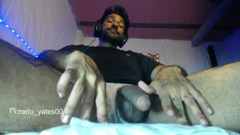 Snapshot of carlo_yates27 chatting on 04-30-26, 10:03 carlo yates thx for help me to reach 100 thumps up online show from 04-30-26, 10:03