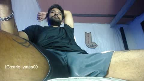 Snapshot of carlo_yates27 chatting on 05-12-26, 12:41 carlo yates thx for help me to reach 100 thumps up online show from 05-12-26, 12:41