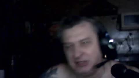 carlos712009 online show from 02-12-26, 08:09