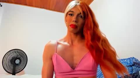 LisaGreyson online show from 04-25-26, 07:11