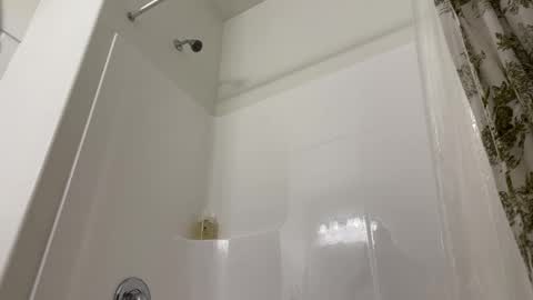 Snapshot of carlosjosecb2 chatting on 10-01-25, 04:07 carlosjosecb2 online show from 10-01-25, 04:07