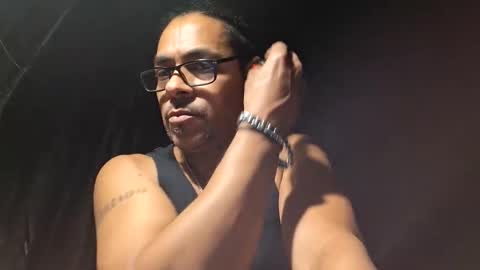carloslove1972 online show from 05-07-26, 08:20