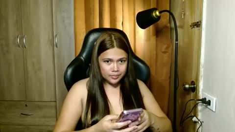 Carla online show from 10-25-25, 02:46