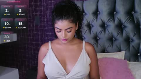 Carly Monroe  online show from 09-16-25, 10:44