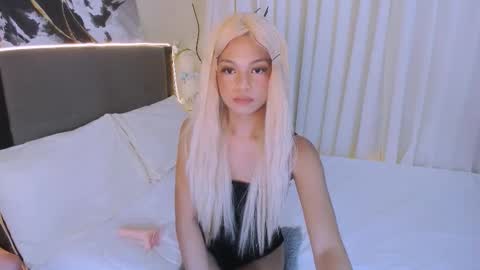 CARMELLA online show from 11-27-25, 04:31